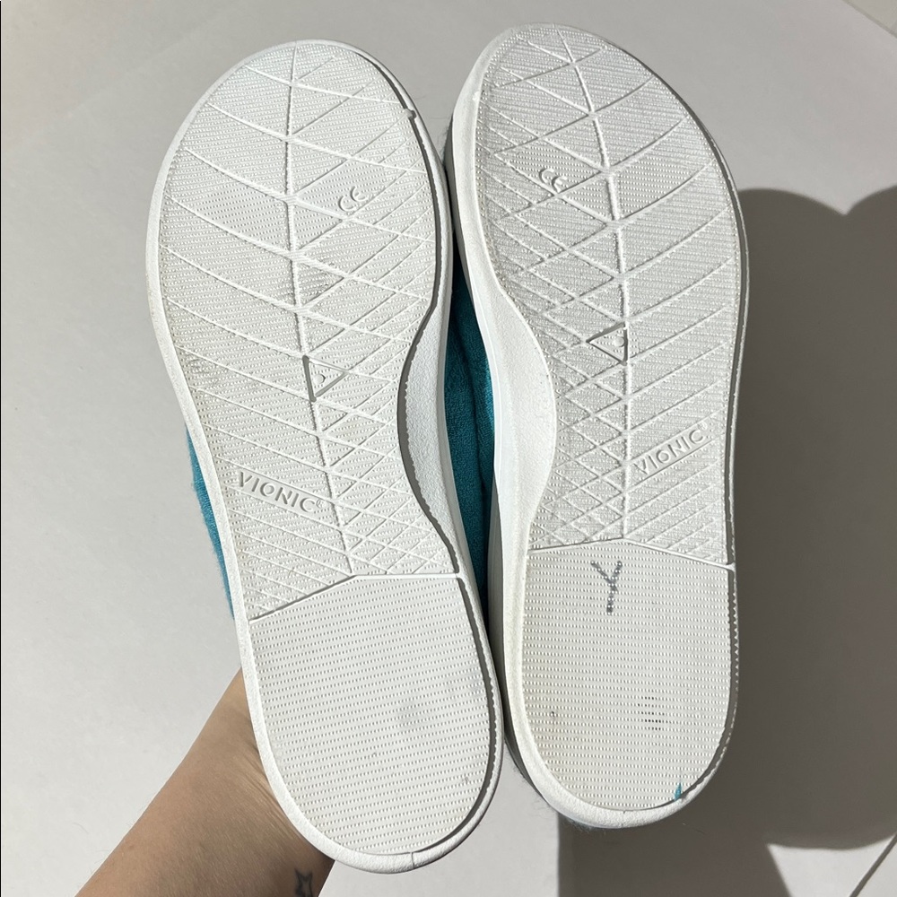 Vionic Beach Breeze slip-on mule sneakers teal terry cloth shoes summer sz 10 - Picture 8 of 8